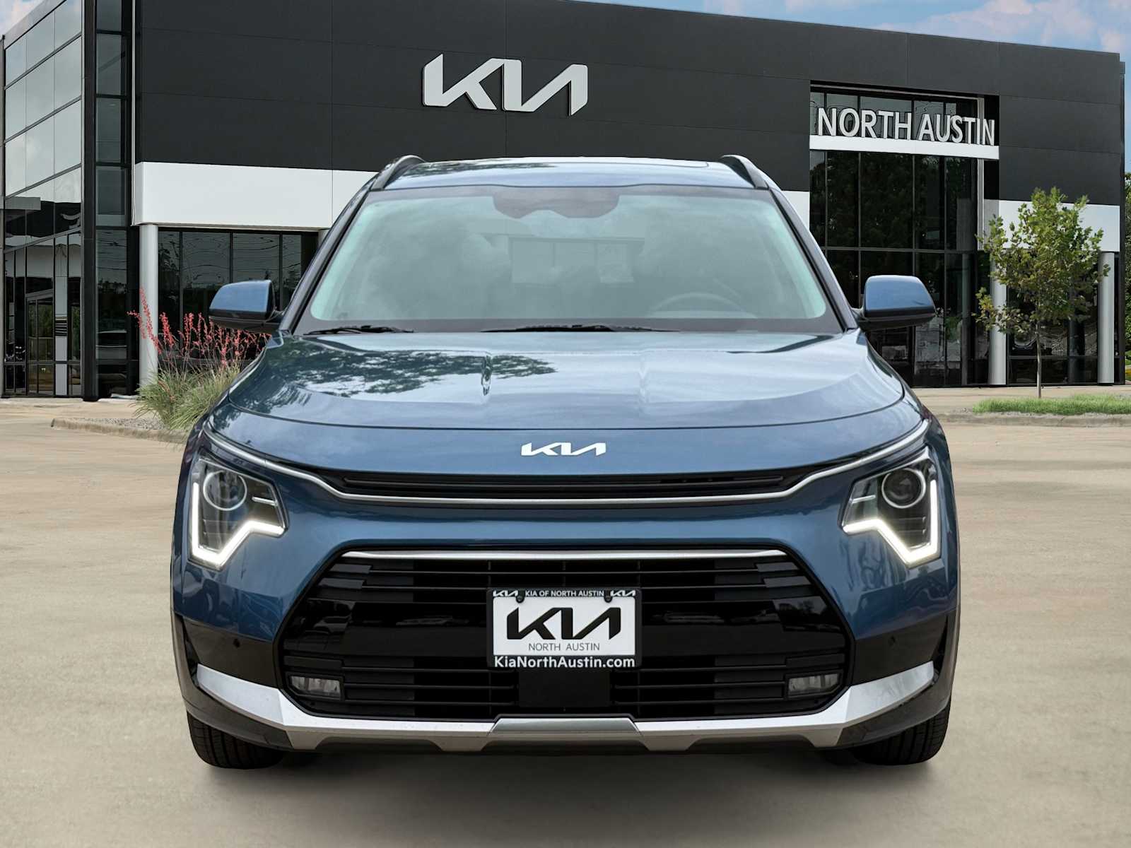 Thumbnail: 2026 Kia Niro - 5