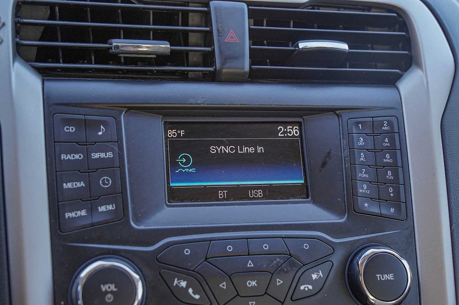 Thumbnail: 2014 Ford Fusion - 17