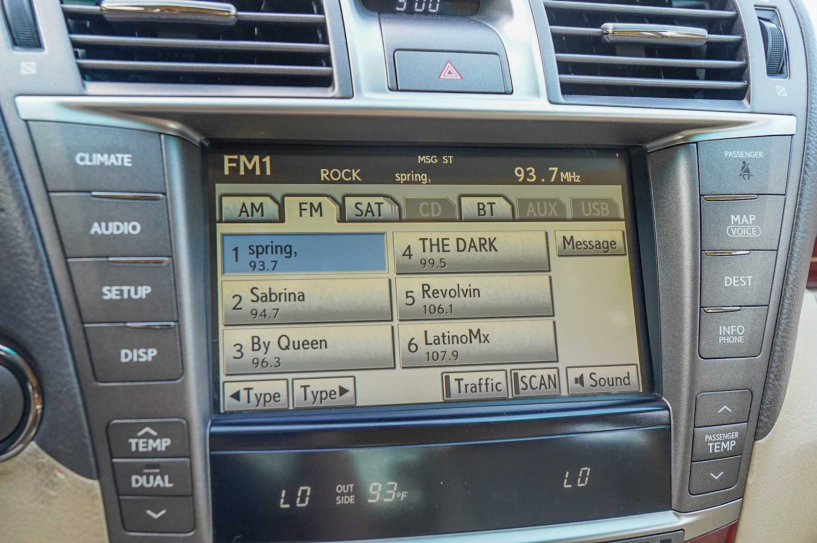 Thumbnail: 2012 Lexus LS - 17