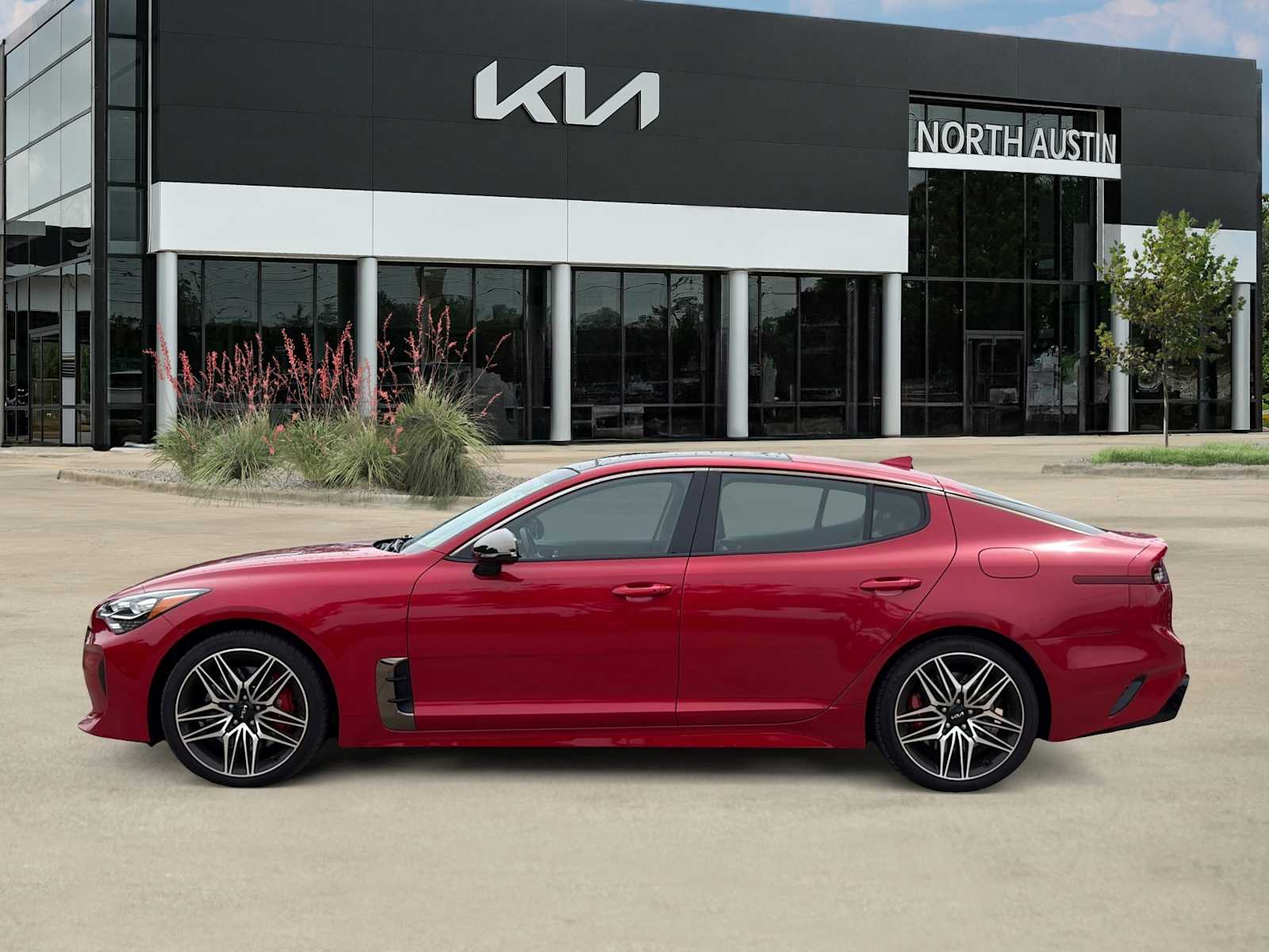 Thumbnail: 2022 Kia Stinger - 6
