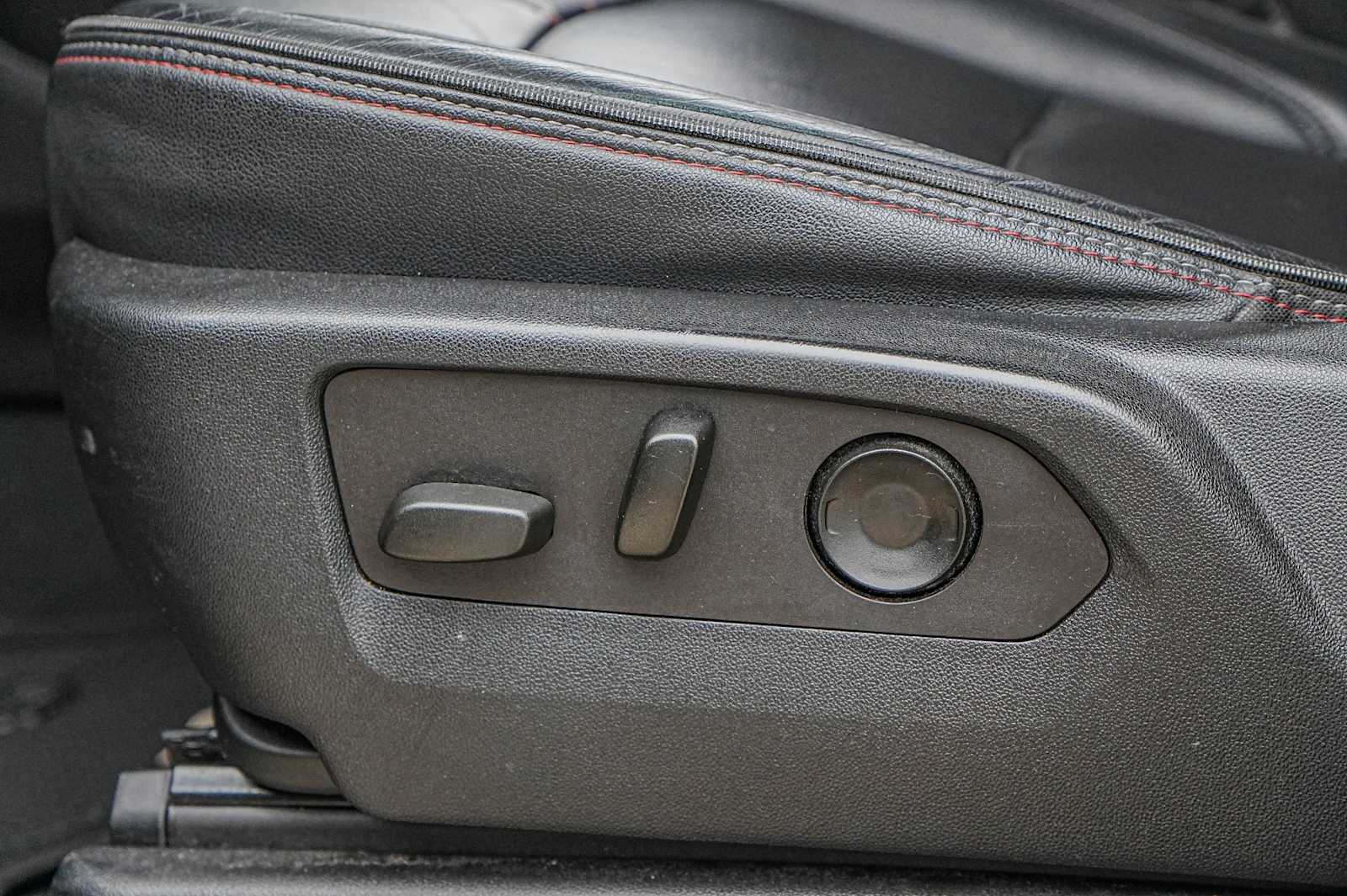 Thumbnail: 2021 Chevrolet Tahoe - 24