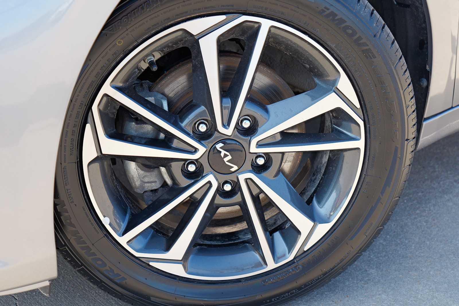 Thumbnail: 2024 Kia Forte - 2