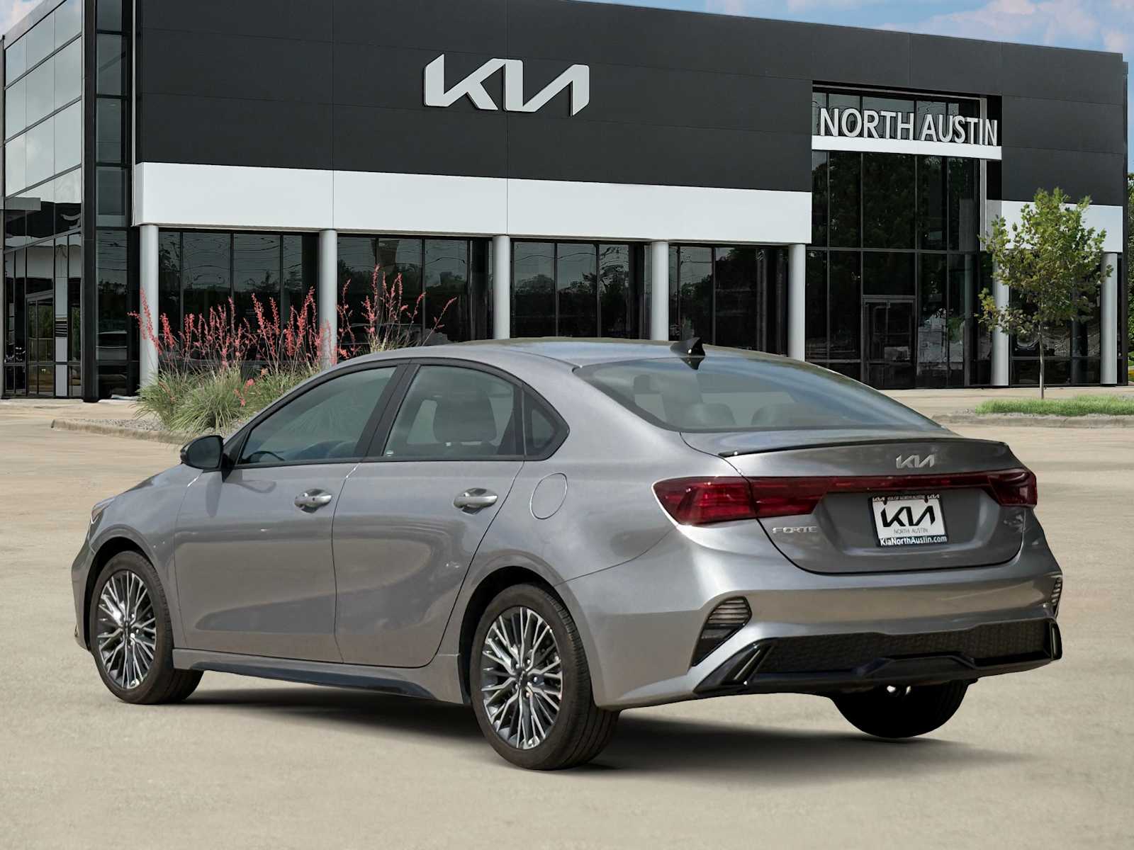 Thumbnail: 2023 Kia Forte - 9