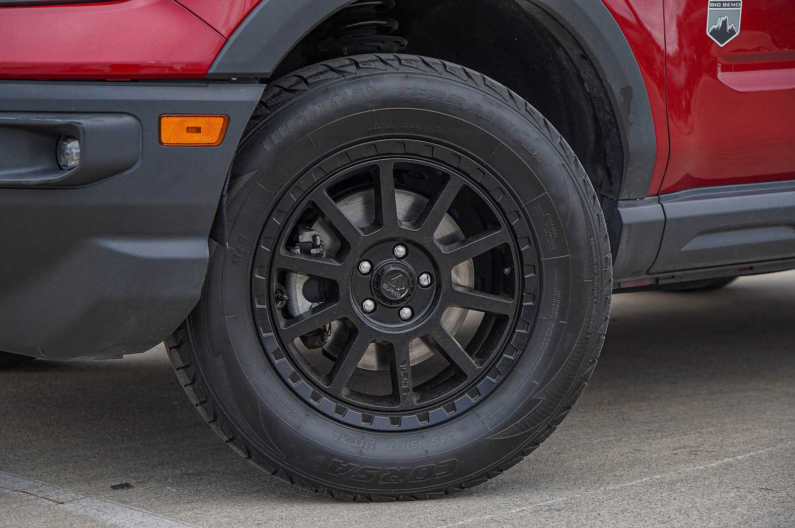 Thumbnail: 2021 Ford Bronco Sport - 2