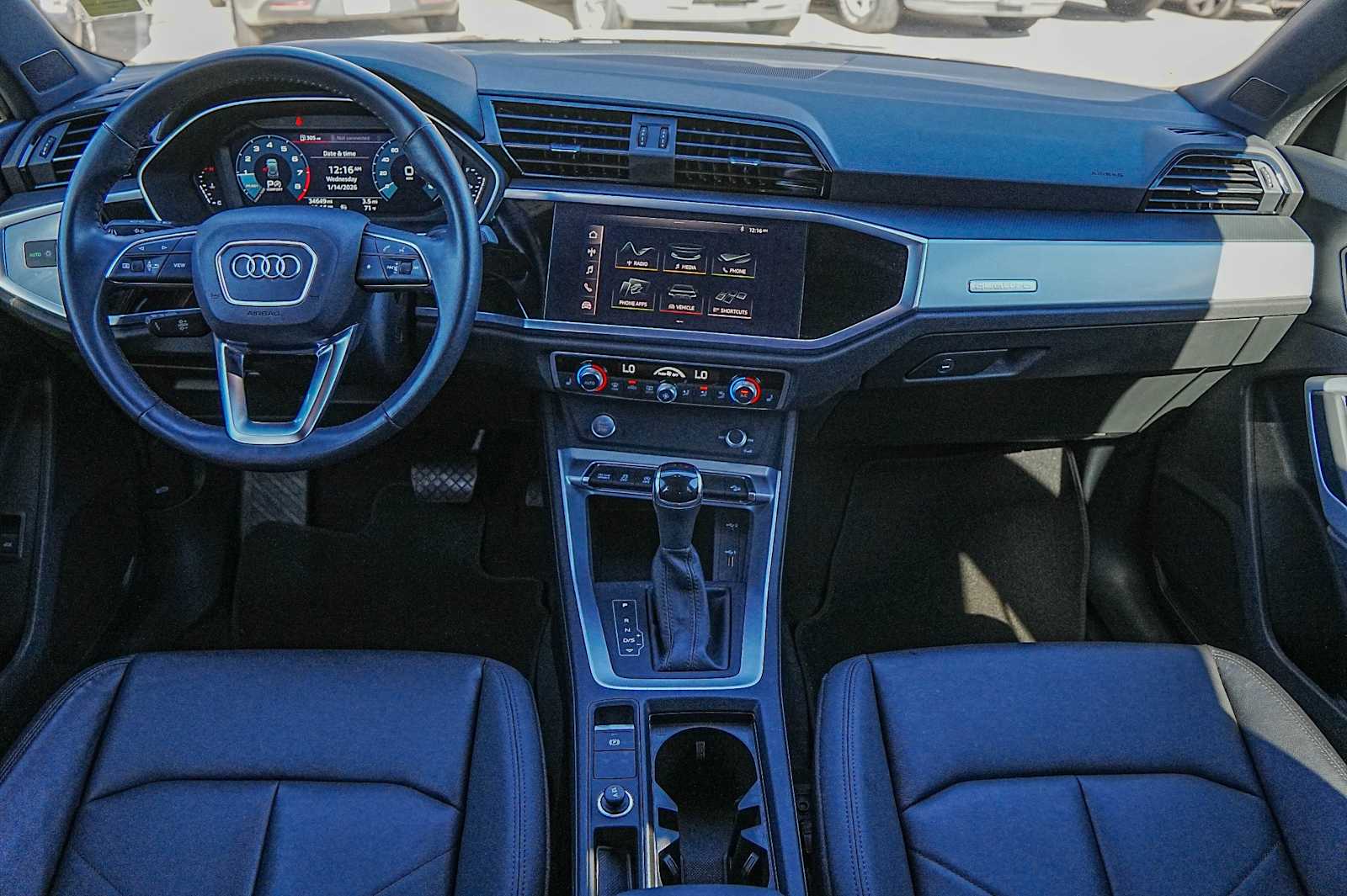 Thumbnail: 2020 Audi Q3 - 26