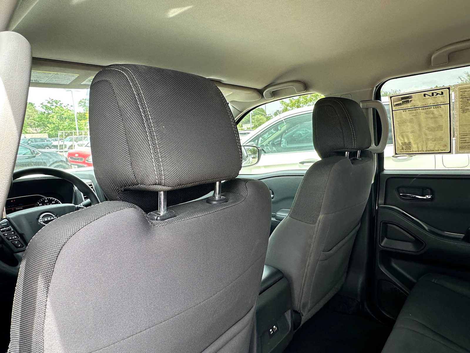 Thumbnail: 2022 Nissan Frontier - 28