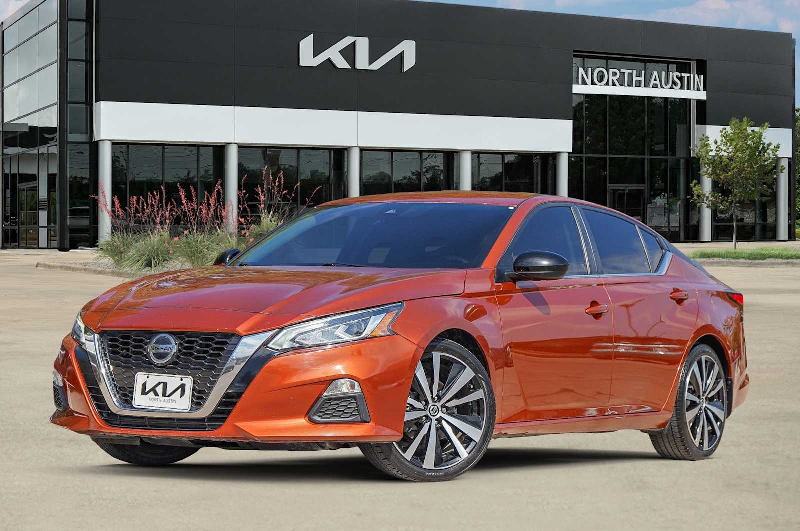 Thumbnail: 2020 Nissan Altima - 1