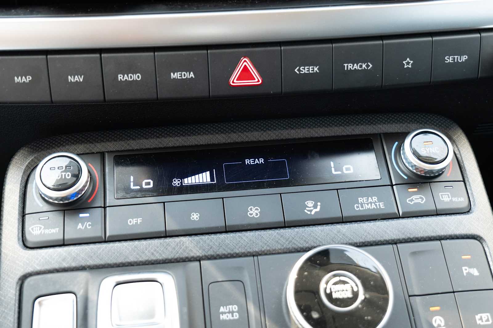 Thumbnail: 2023 Hyundai Palisade - 16