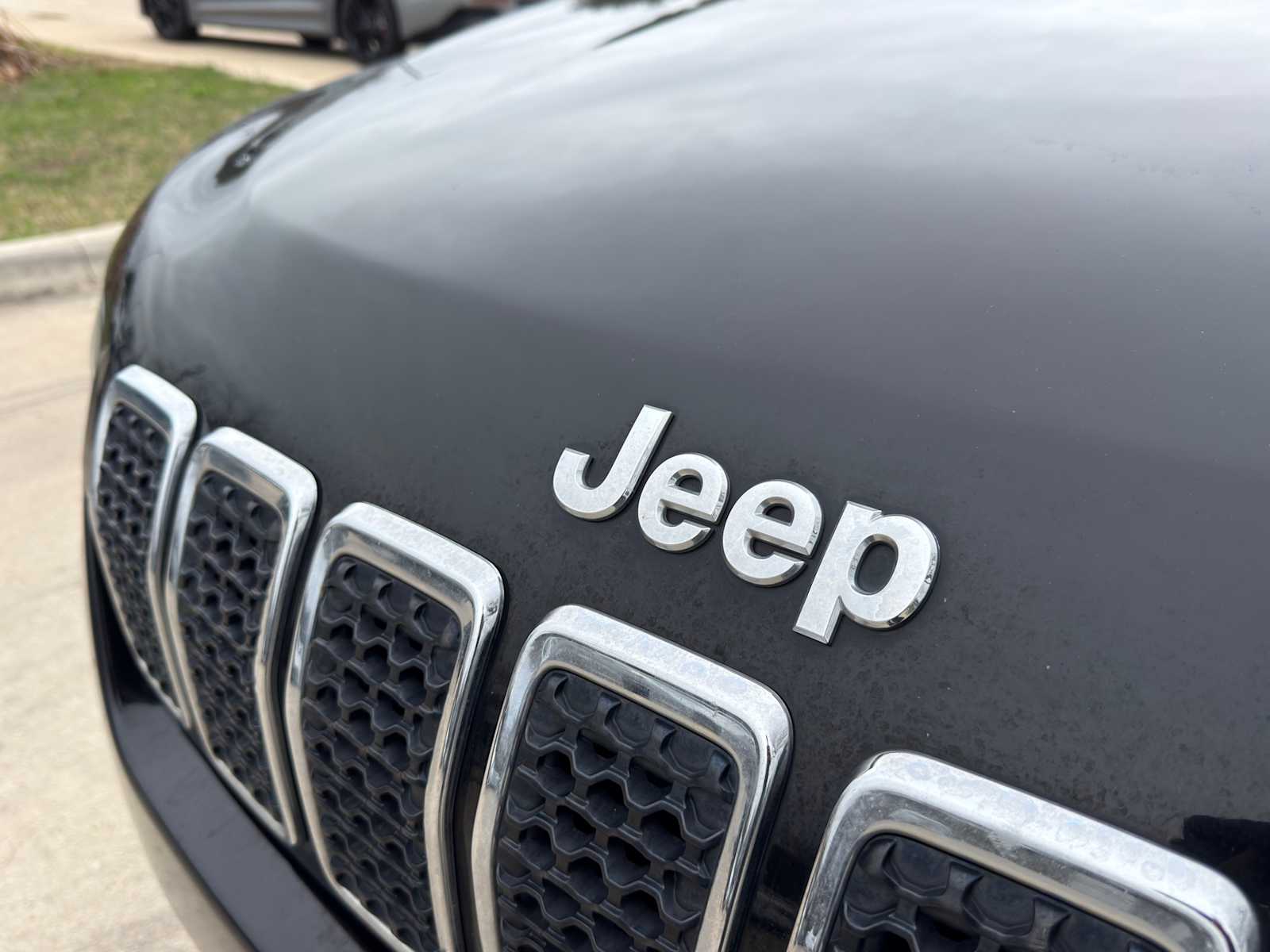 Thumbnail: 2021 Jeep Cherokee - 4