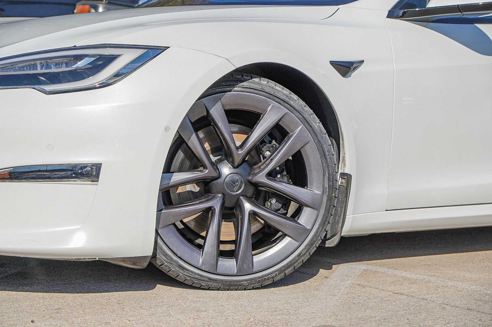 Used 2022 Tesla Model S Base with VIN 5YJSA1E59NF460587 for sale in Austin, TX