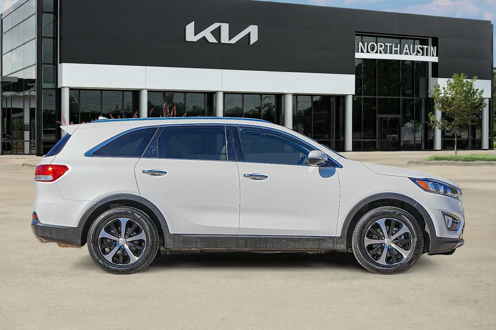 Thumbnail: 2018 Kia Sorento - 7