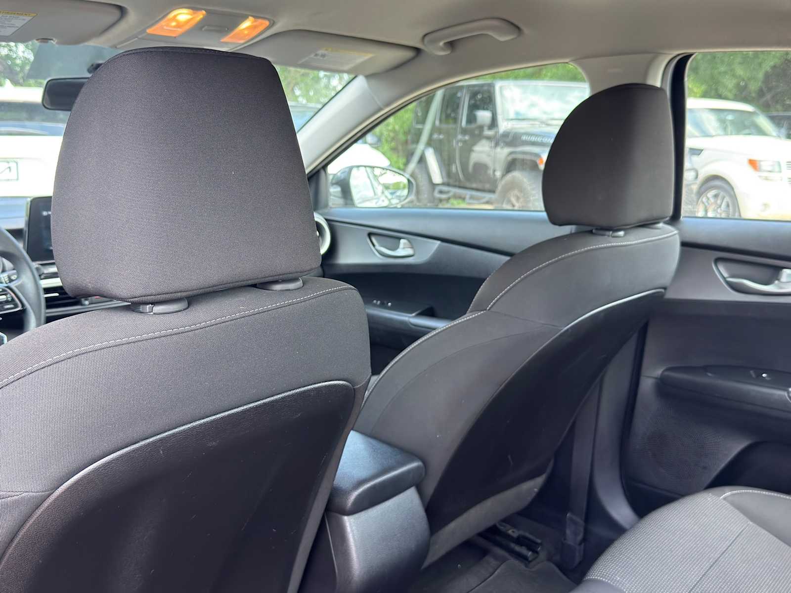 Thumbnail: 2019 Kia Forte - 22