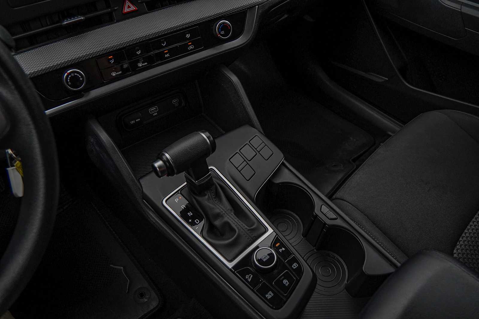 Thumbnail: 2023 Kia Sportage - 18