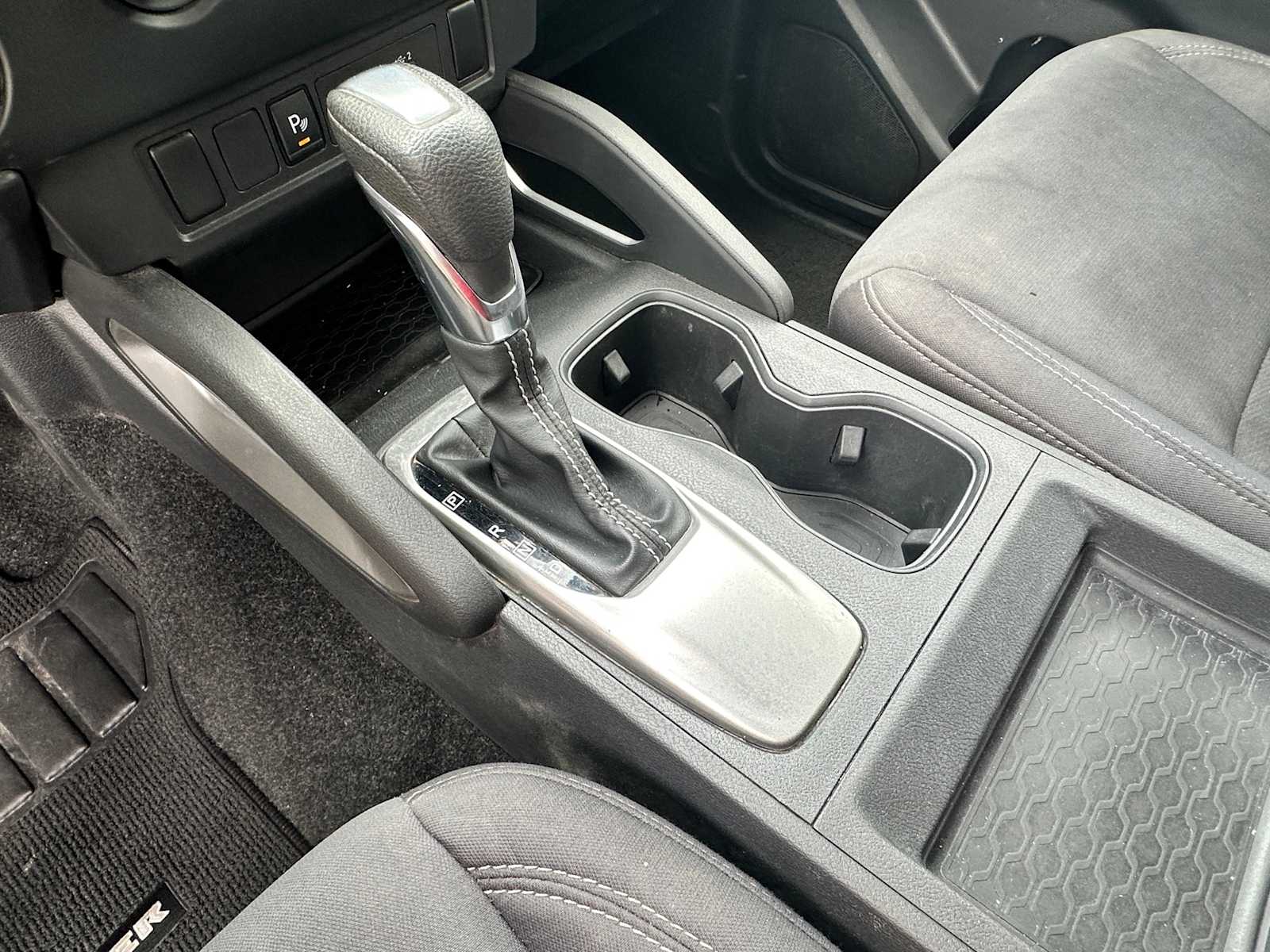 Thumbnail: 2022 Nissan Frontier - 15