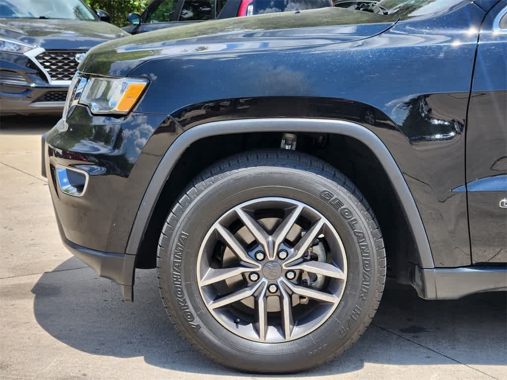 Thumbnail: 2020 Jeep Grand Cherokee - 8