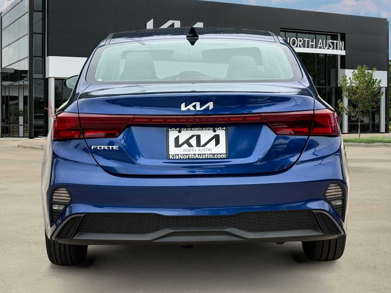 Thumbnail: 2023 Kia Forte - 7