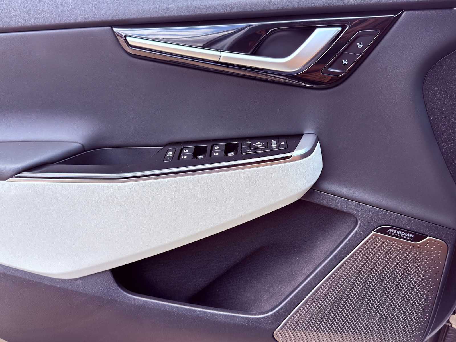 Thumbnail: 2024 Kia EV6 - 21