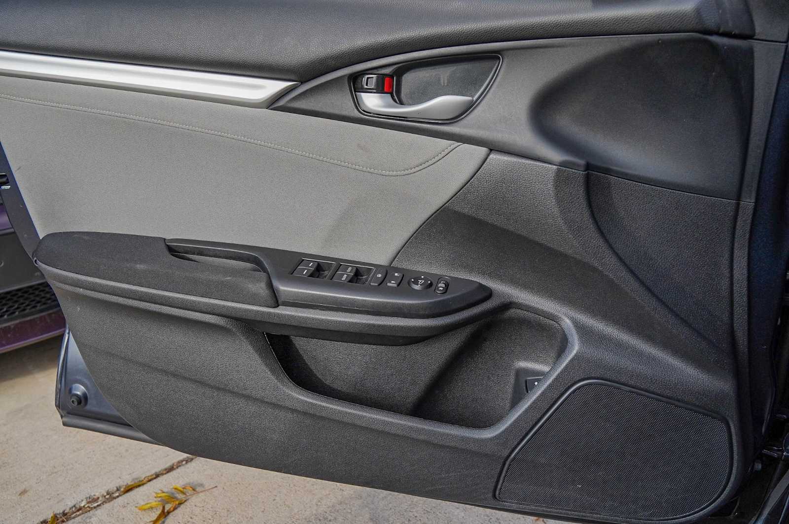 Thumbnail: 2020 Honda Civic - 22