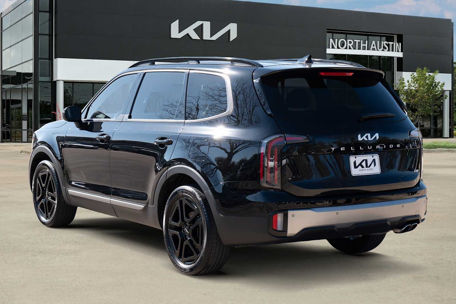 Thumbnail: 2023 Kia Telluride - 5