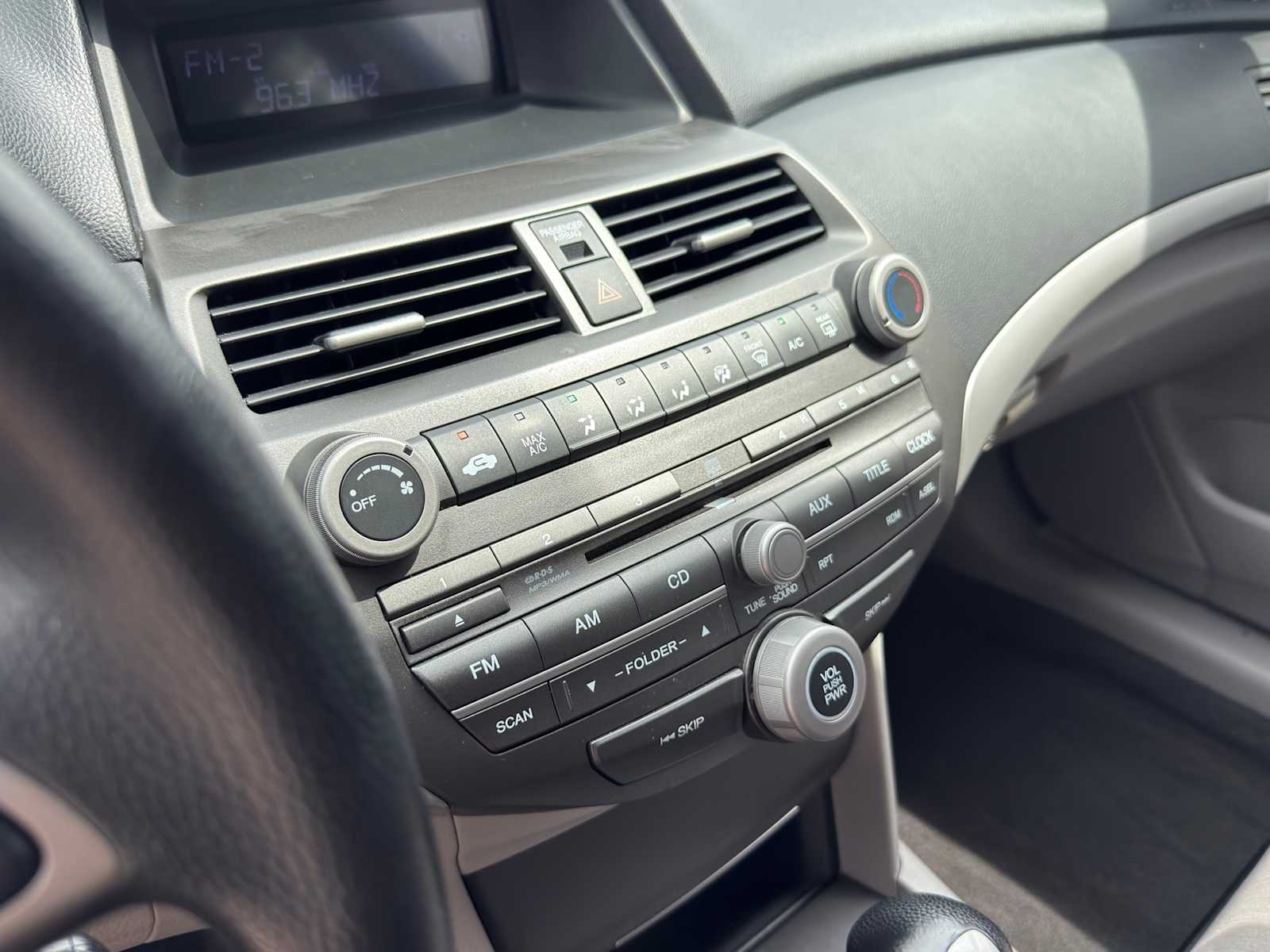 Thumbnail: 2011 Honda Accord - 16