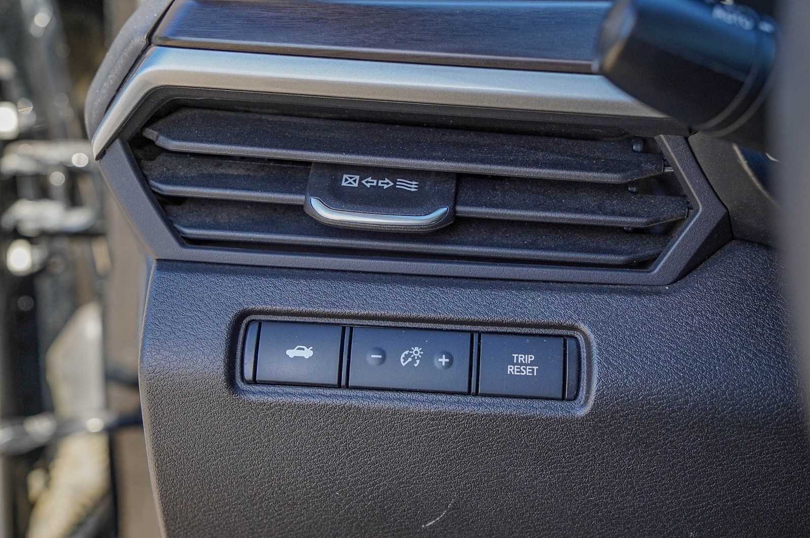 Thumbnail: 2024 Nissan Altima - 21