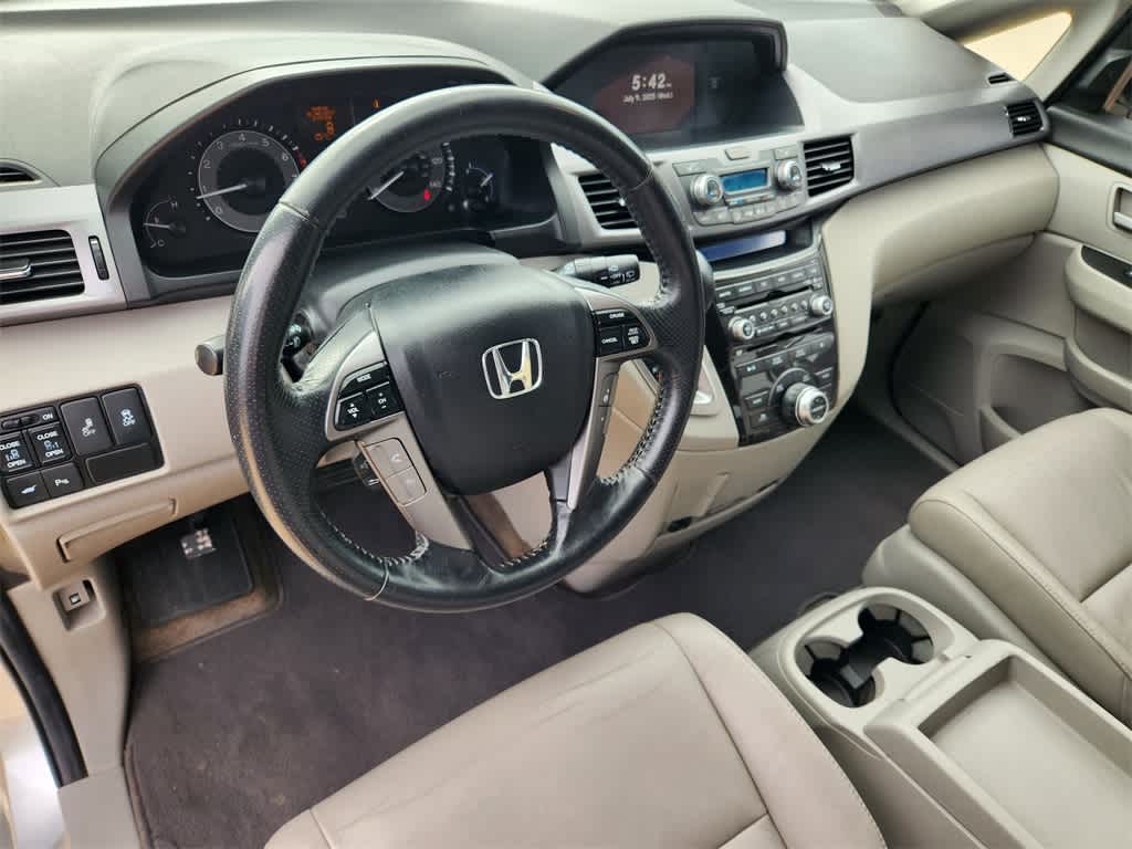 Thumbnail: 2013 Honda Odyssey - 2