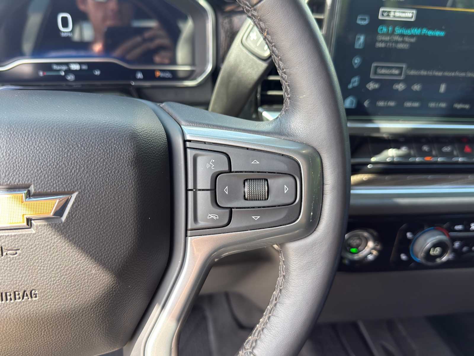 Thumbnail: 2022 Chevrolet Silverado 1500 - 18