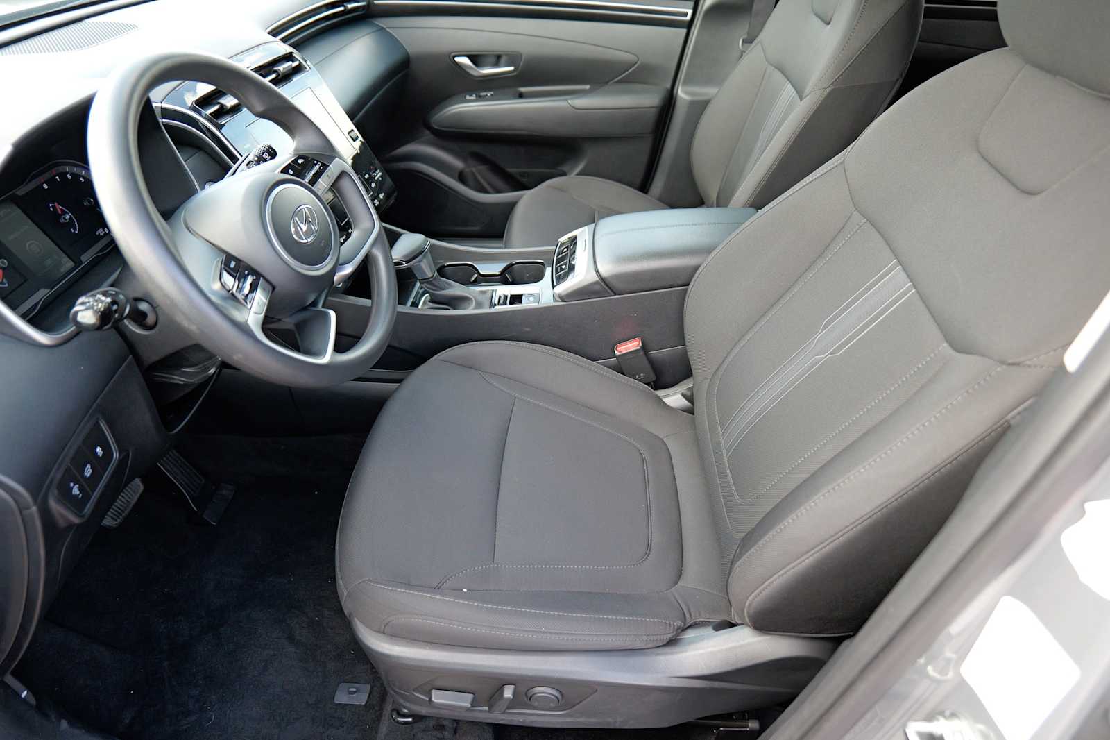 Thumbnail: 2024 Hyundai Tucson - 10