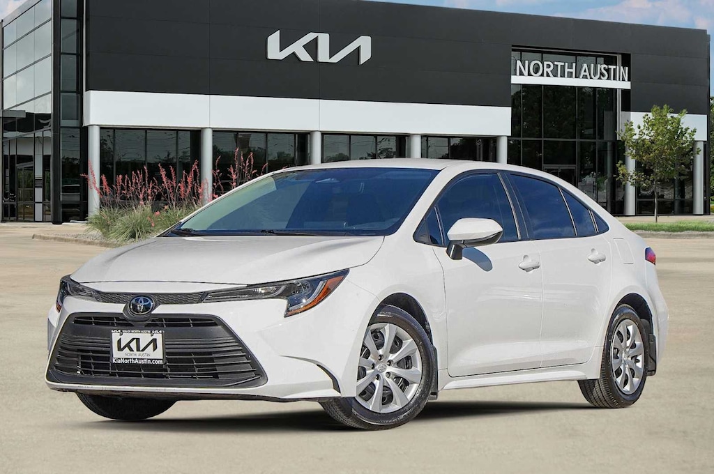 Used 2024 Toyota Corolla LE Sedan