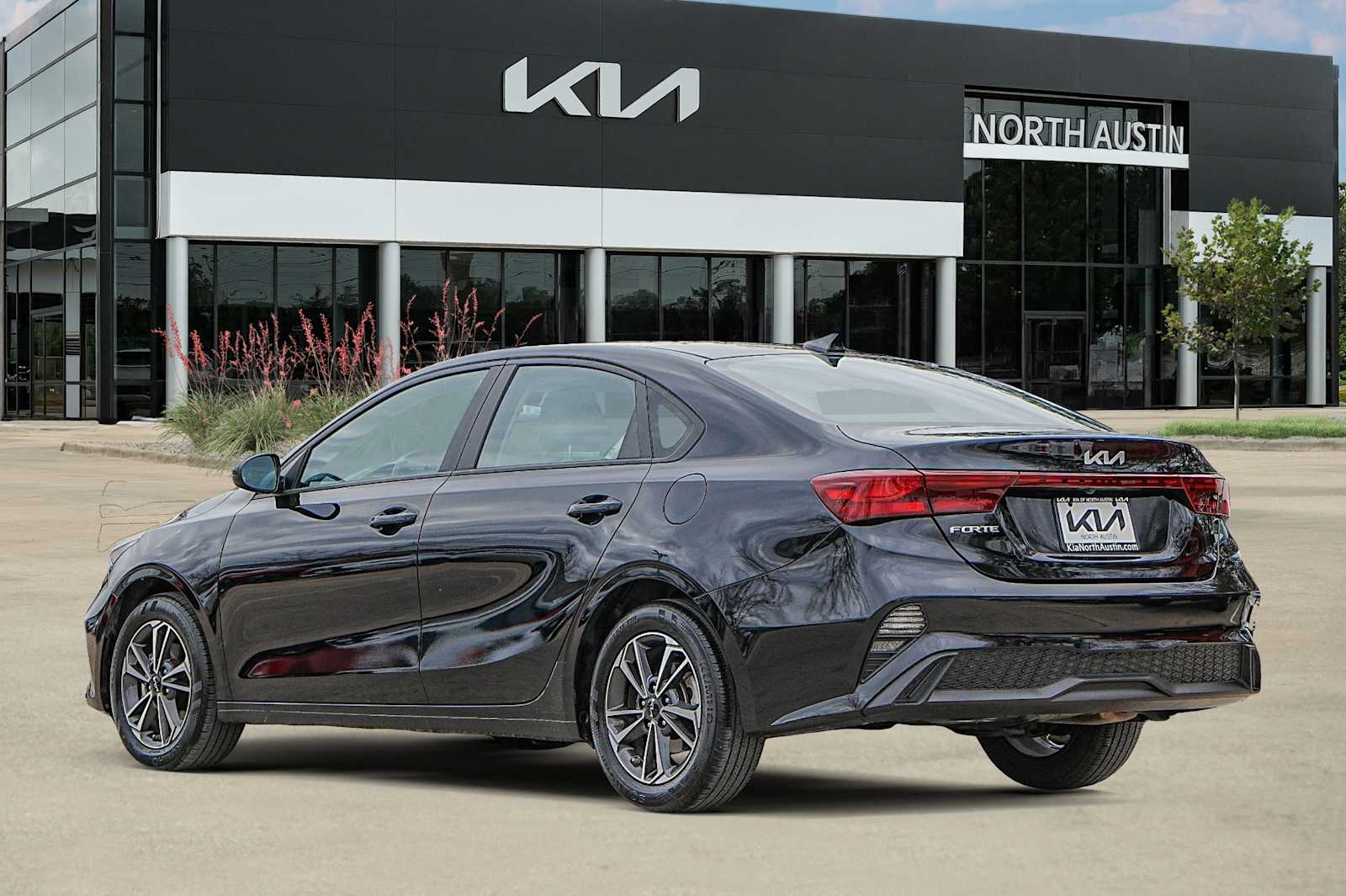 Thumbnail: 2023 Kia Forte - 5