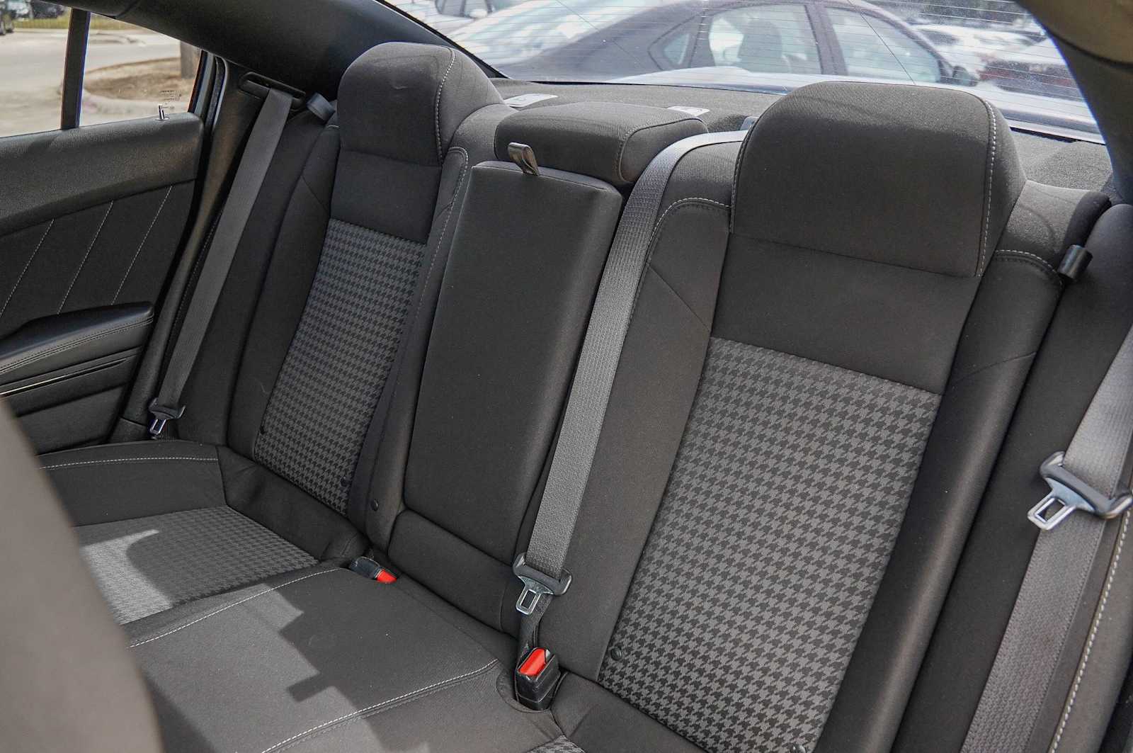 Thumbnail: 2021 Dodge Charger - 31