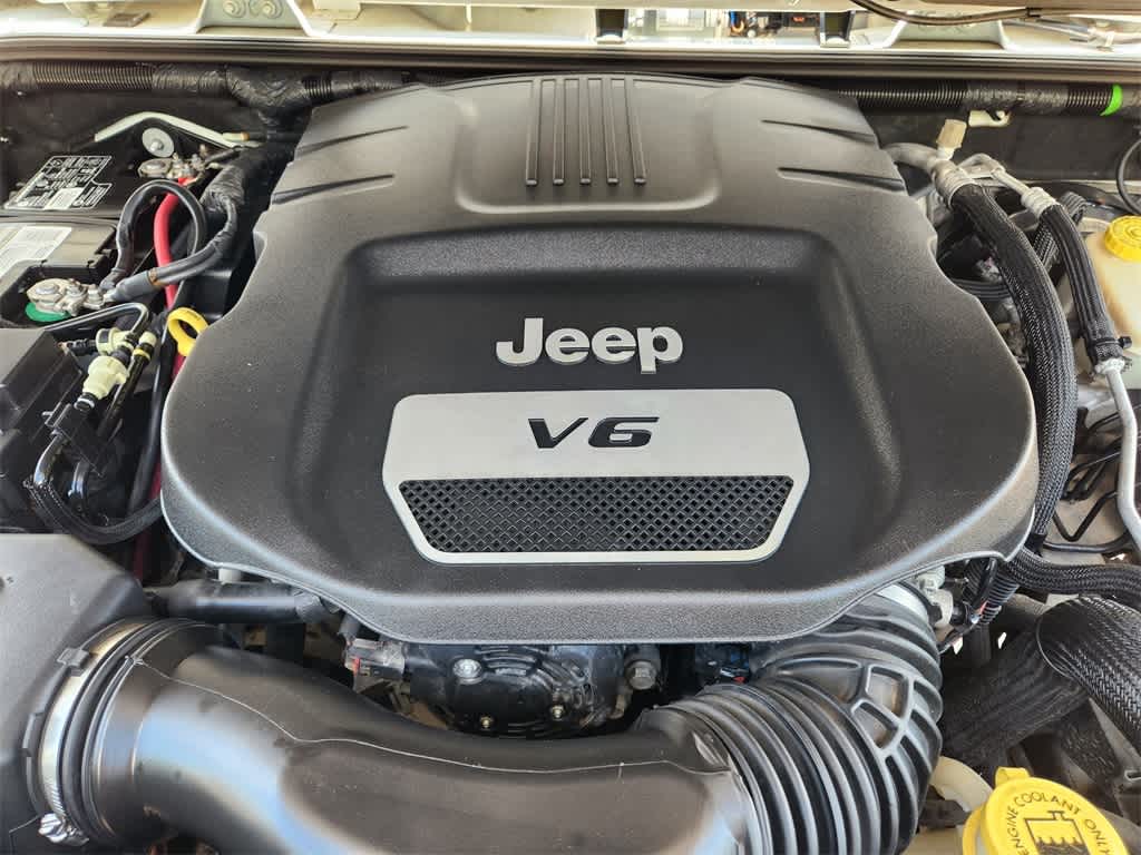 Thumbnail: 2016 Jeep Wrangler - 31