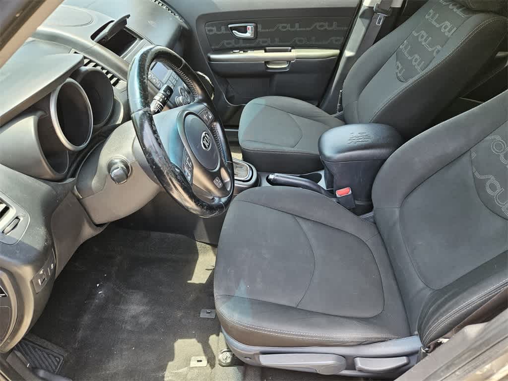 Thumbnail: 2013 Kia Soul - 11