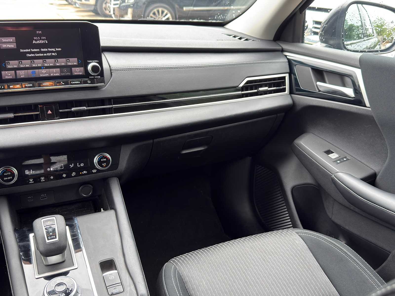 Thumbnail: 2022 Mitsubishi Outlander - 18