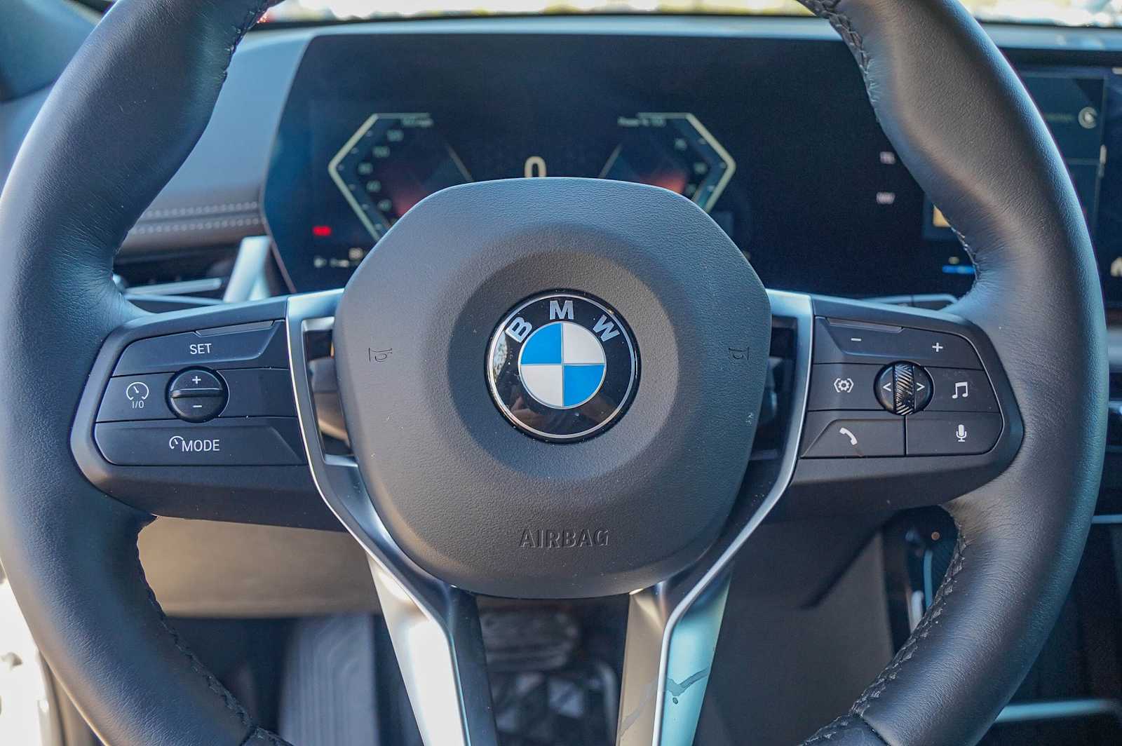 Thumbnail: 2025 BMW X1 - 13