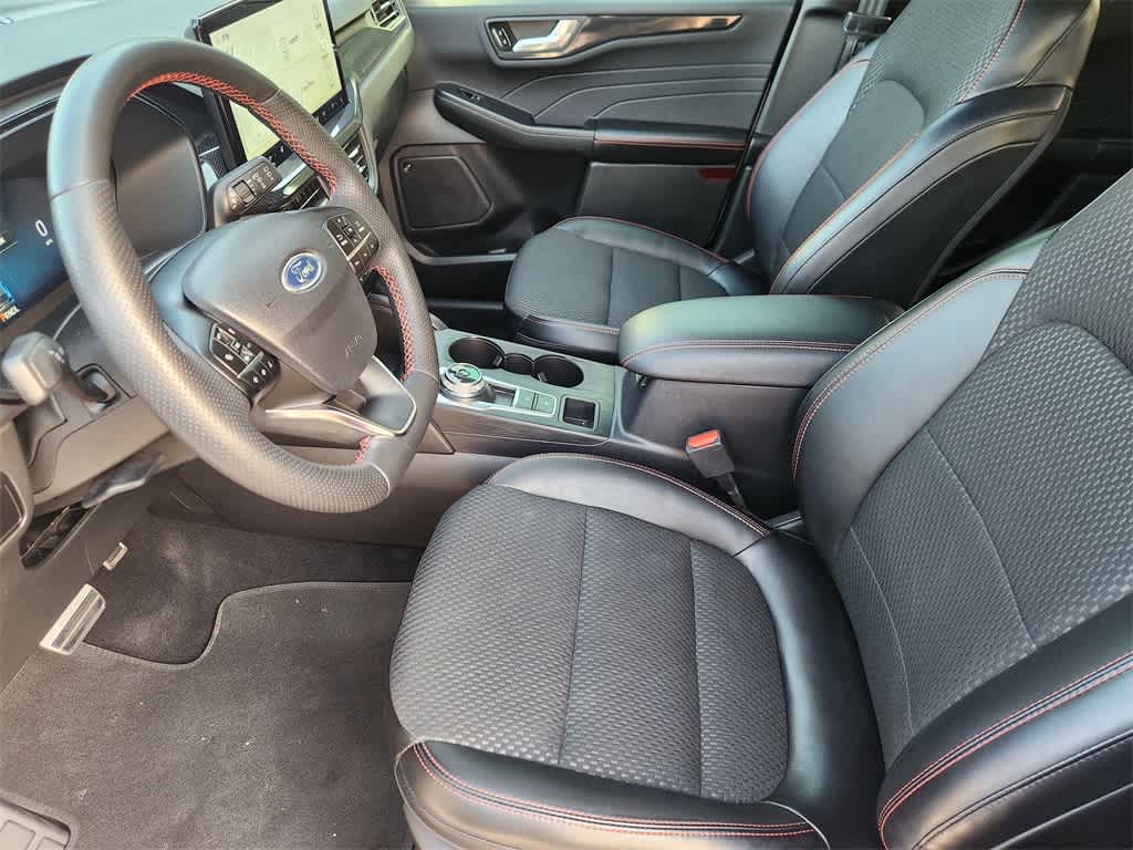 Thumbnail: 2023 Ford Escape - 11