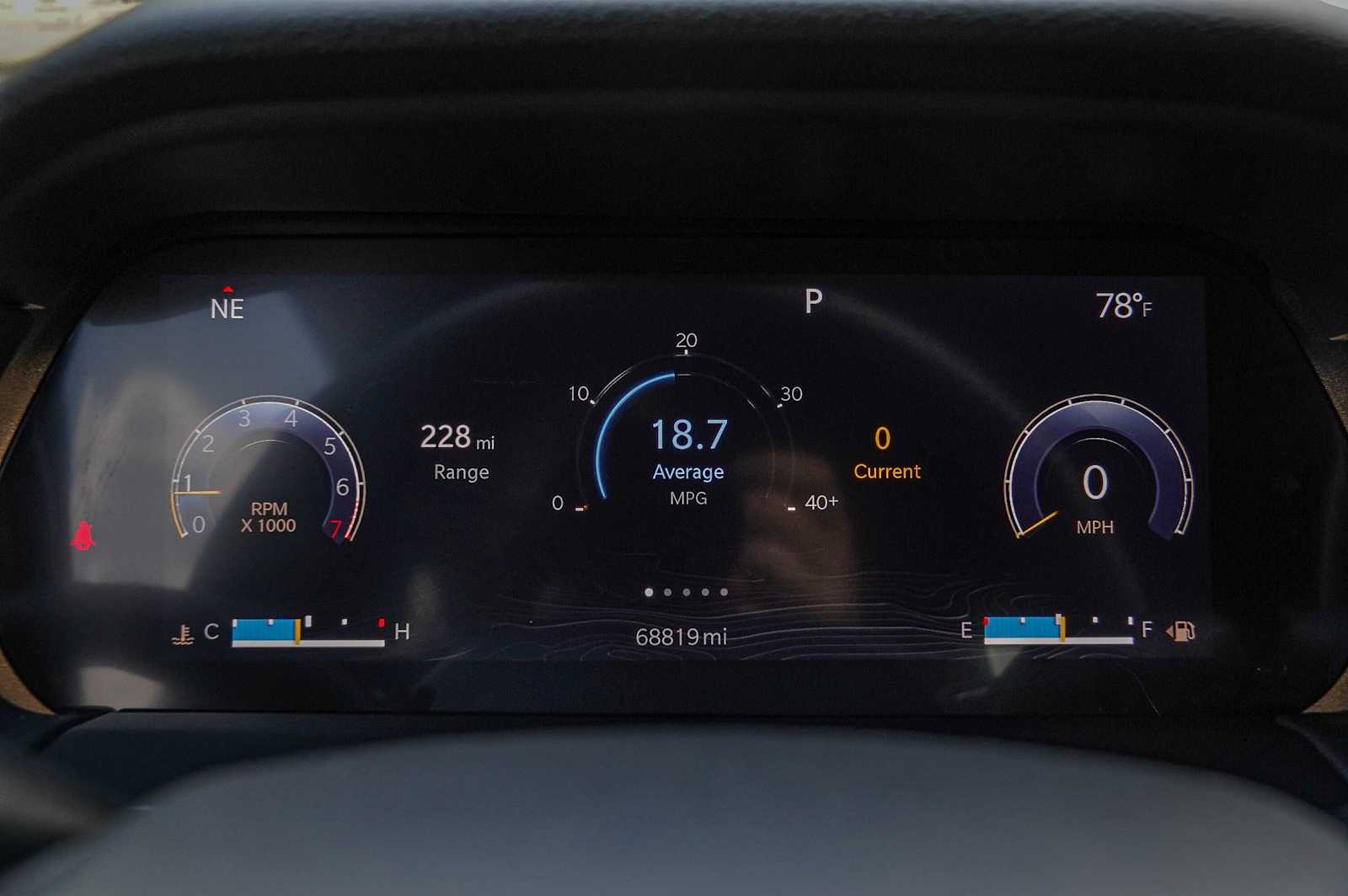 Thumbnail: 2022 Jeep Grand Cherokee - 15