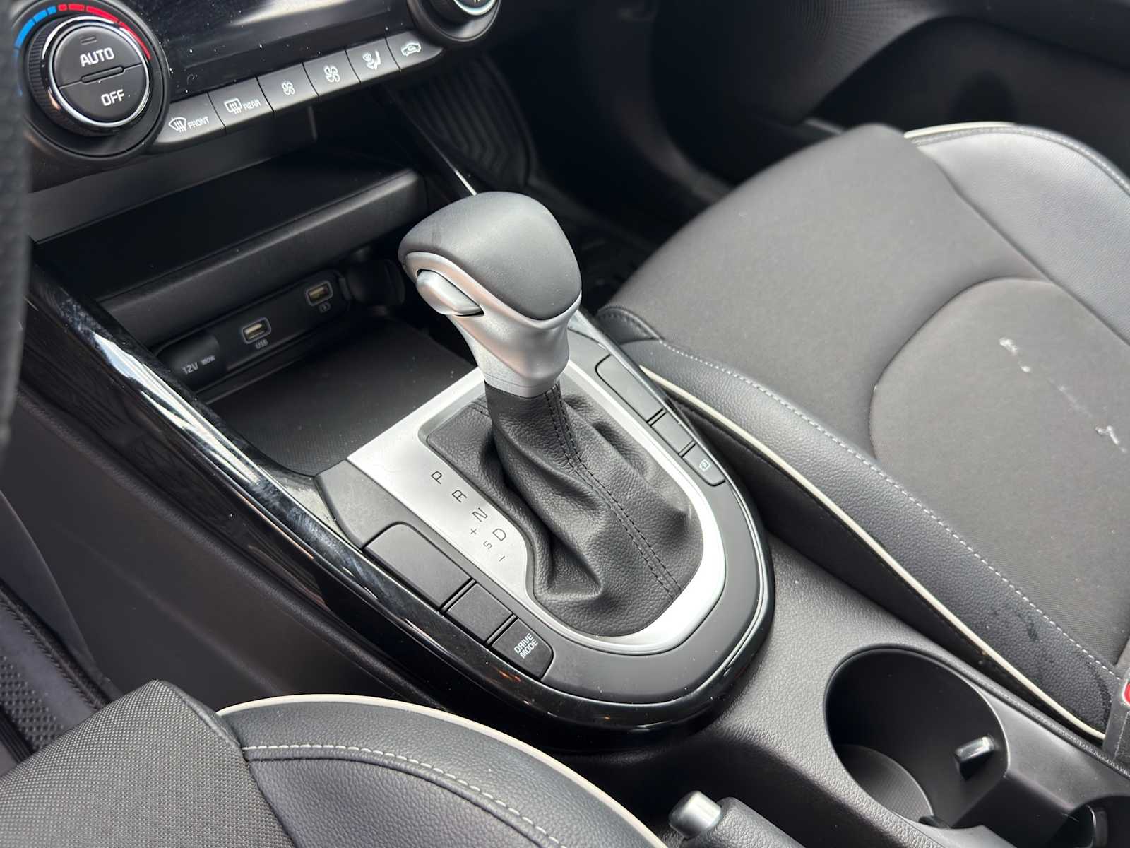 Thumbnail: 2023 Kia Forte - 12