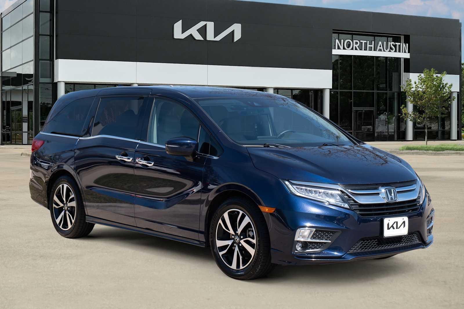 Thumbnail: 2020 Honda Odyssey - 8