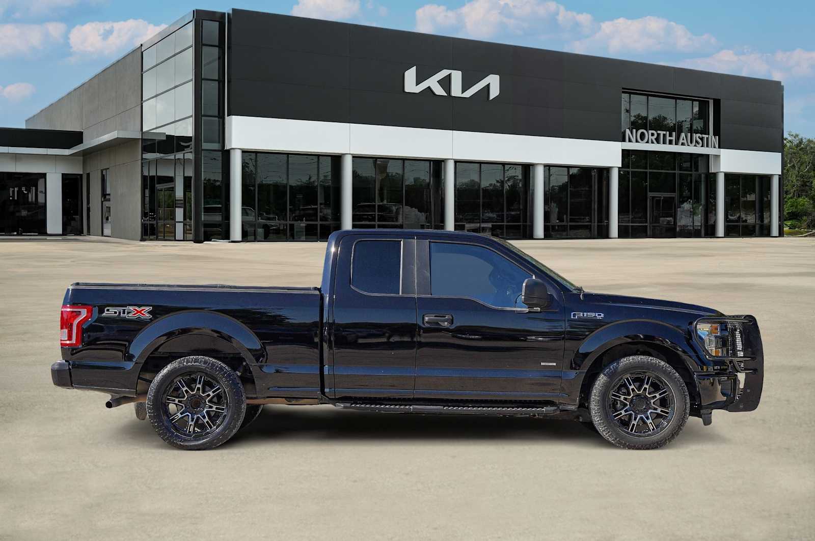 Thumbnail: 2017 Ford F-150 - 7