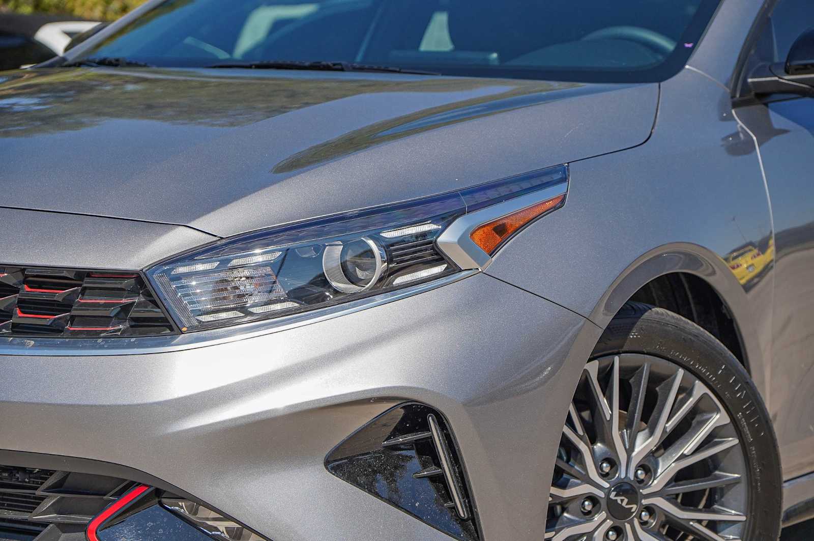 Thumbnail: 2023 Kia Forte - 3