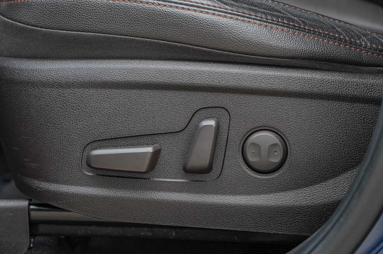 Thumbnail: 2019 Hyundai Santa Fe - 25