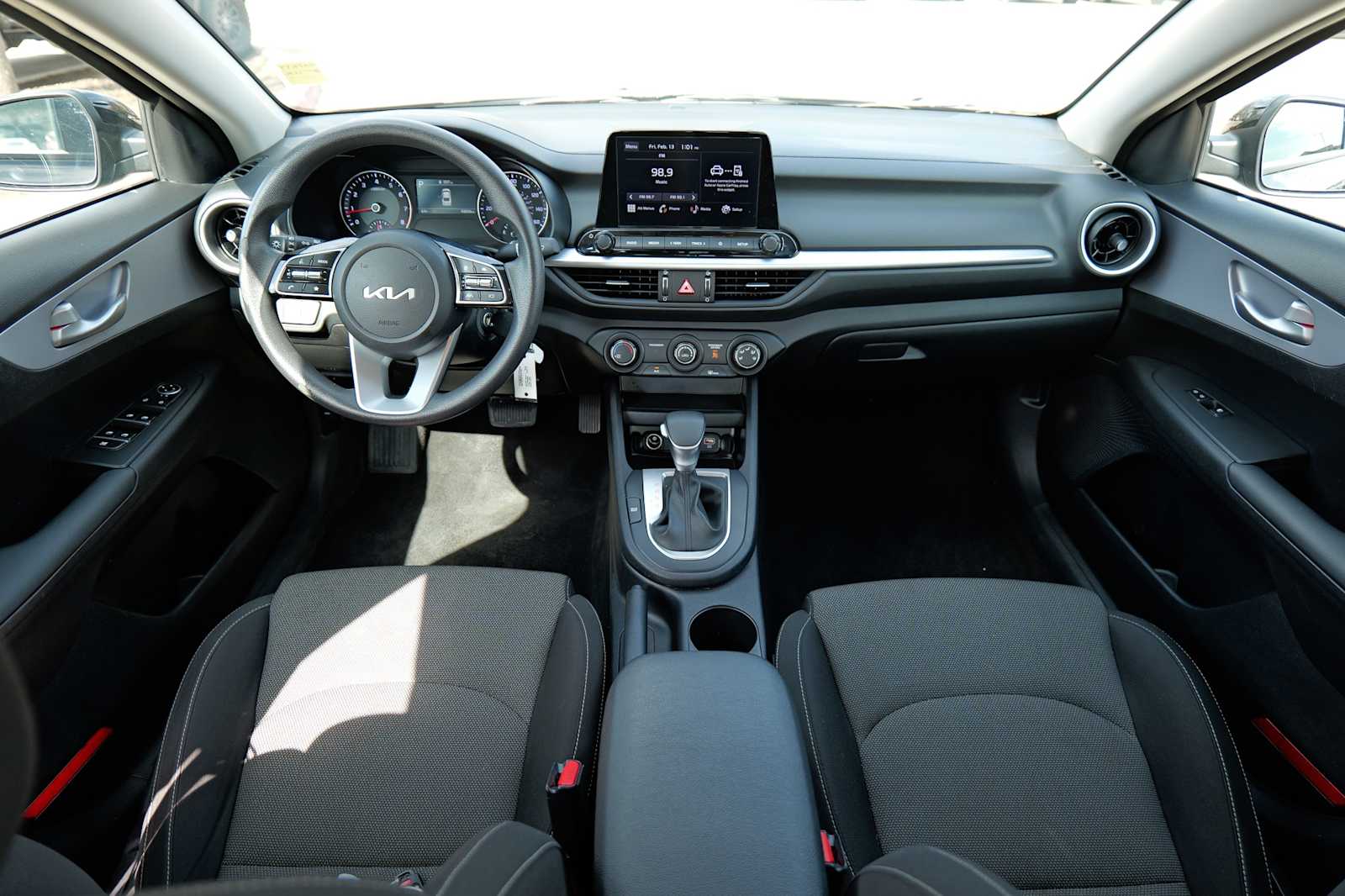 Thumbnail: 2024 Kia Forte - 26