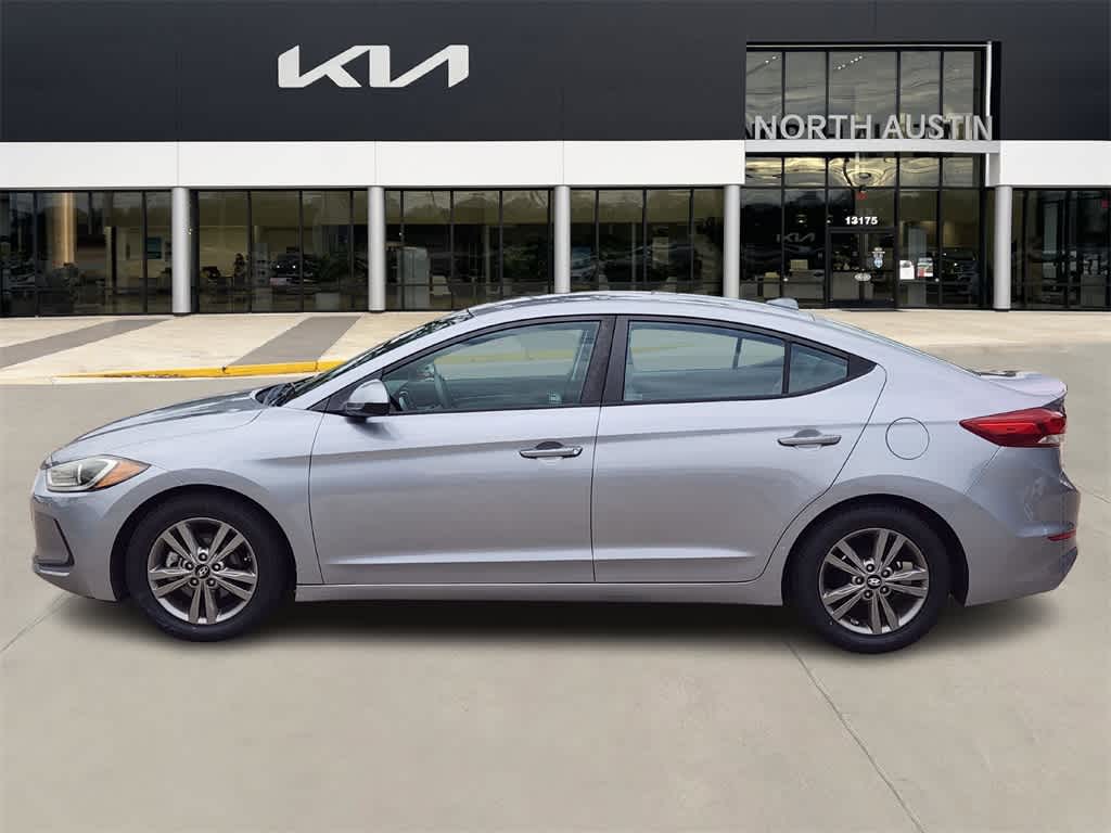 Thumbnail: 2017 Hyundai Elantra - 4