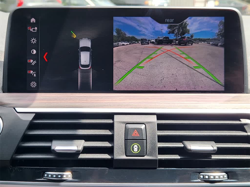 Thumbnail: 2019 BMW X4 - 16