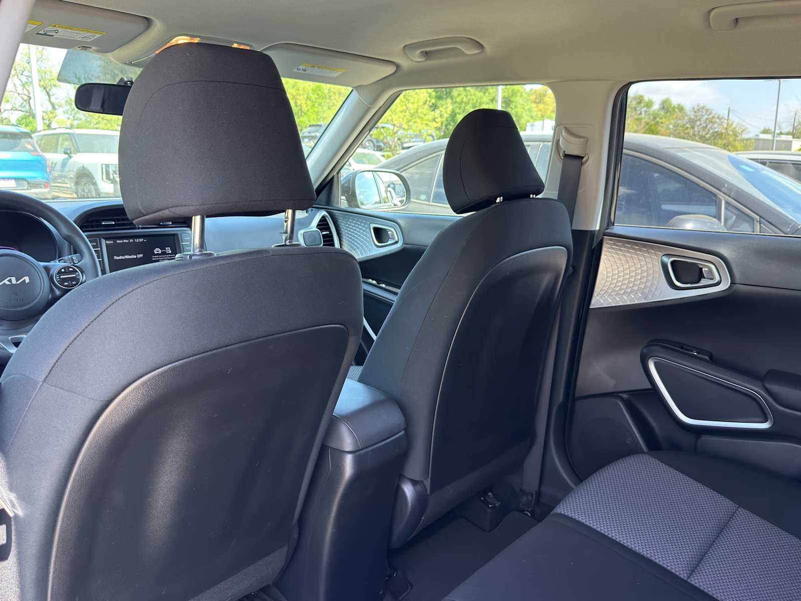 Thumbnail: 2023 Kia Soul - 25