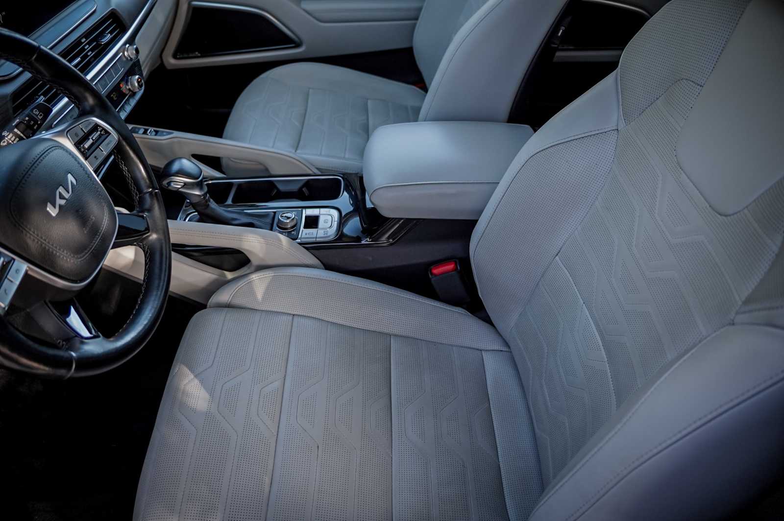 Thumbnail: 2022 Kia Telluride - 13