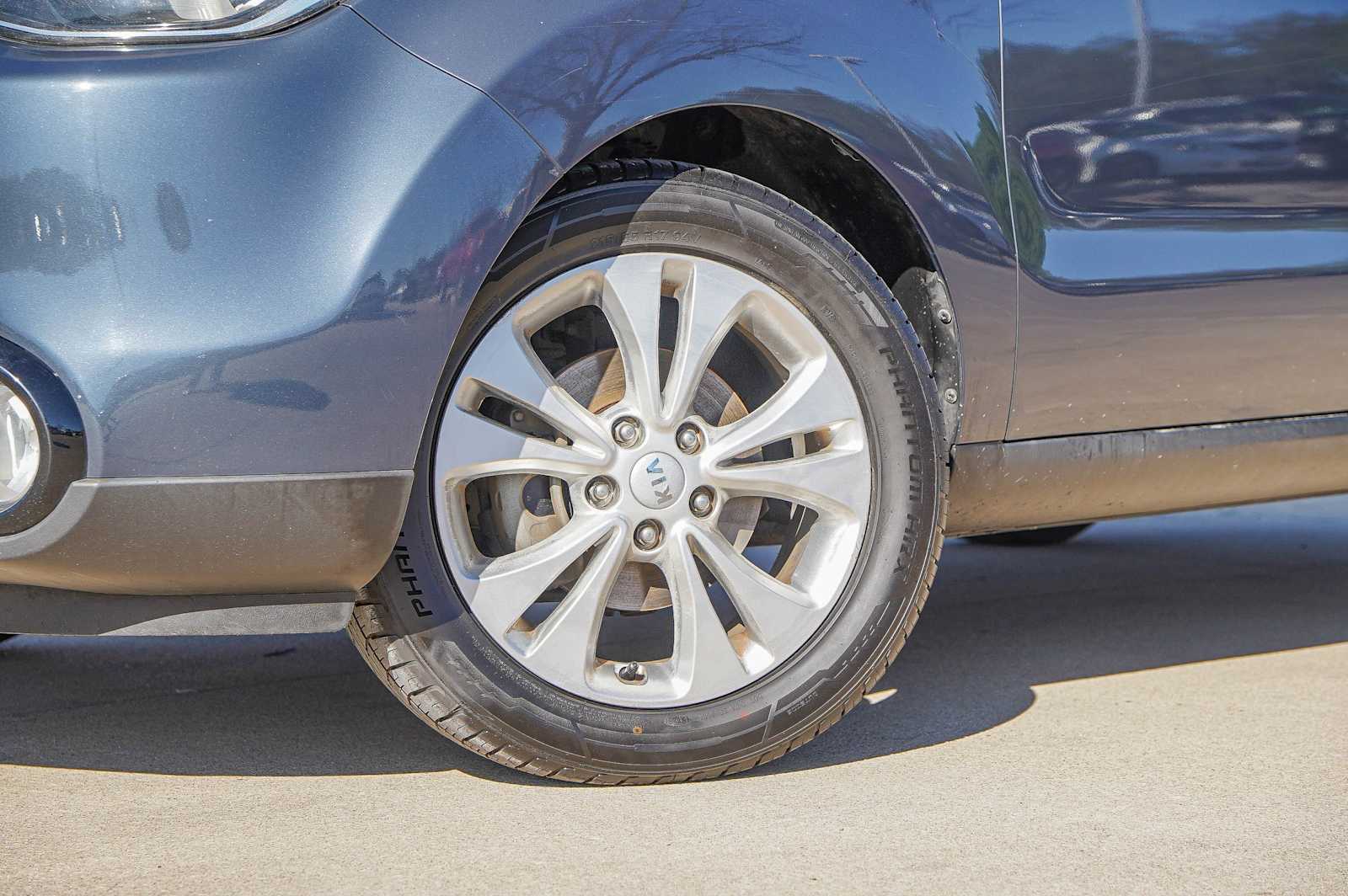 Thumbnail: 2016 Kia Soul - 2