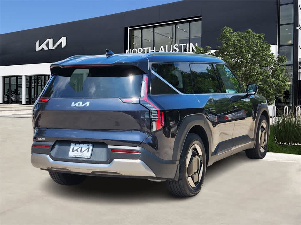 Thumbnail: 2025 Kia EV9 - 6