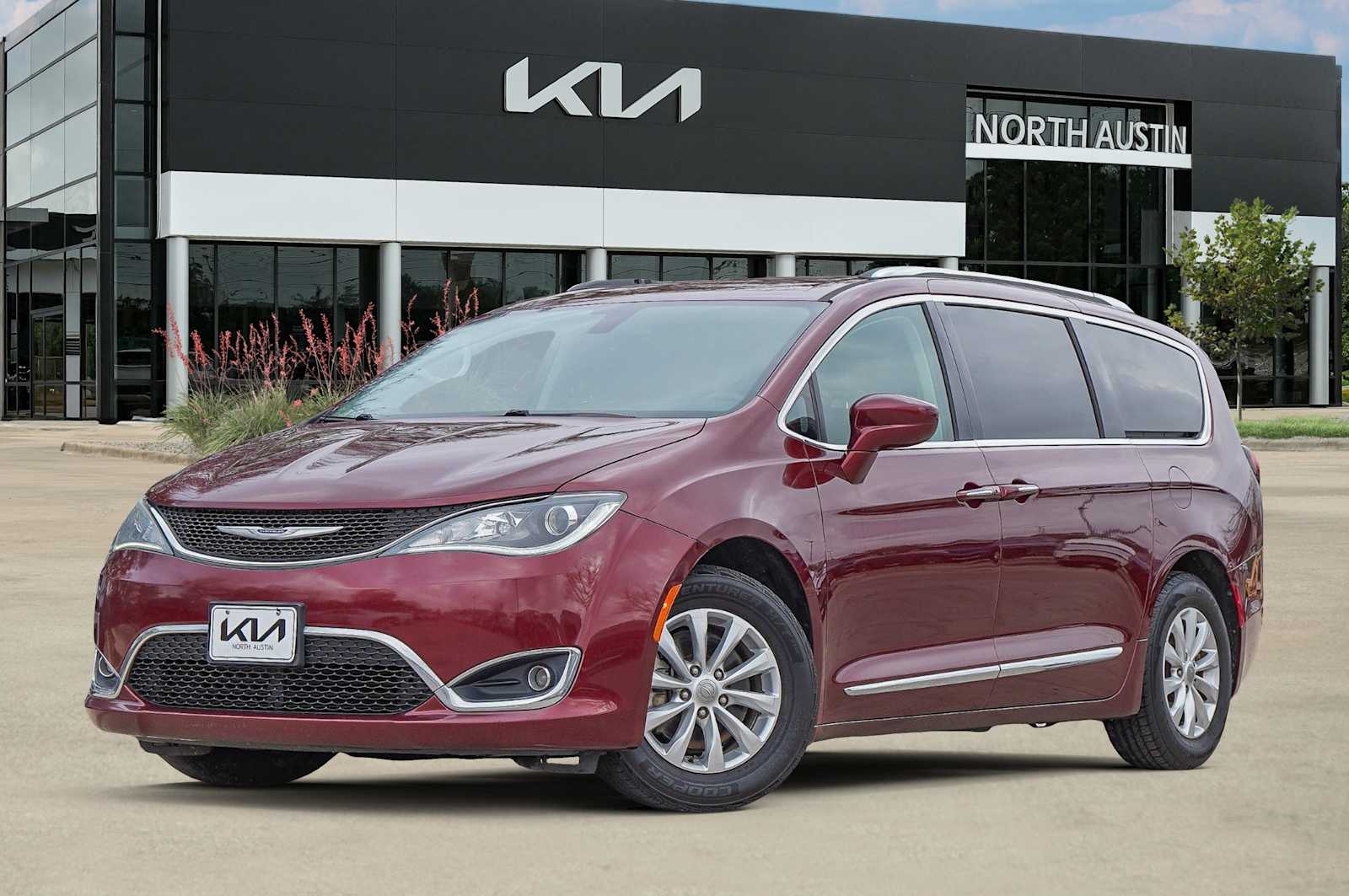 2019 Chrysler Pacifica Touring L -
                  Austin, TX